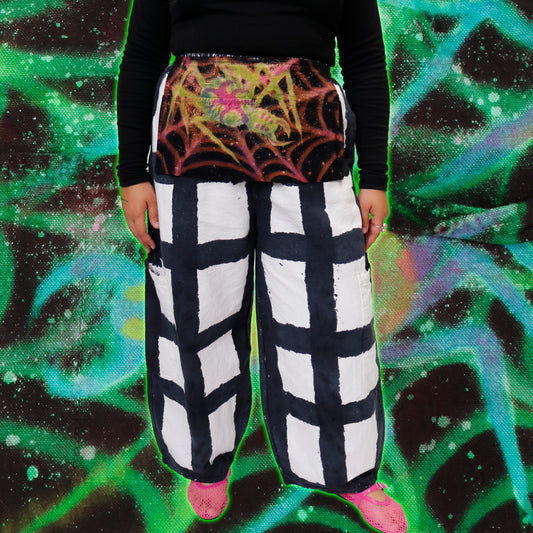 COLIN YEO LICORICE SPIDER MINI APRON (Copy)
