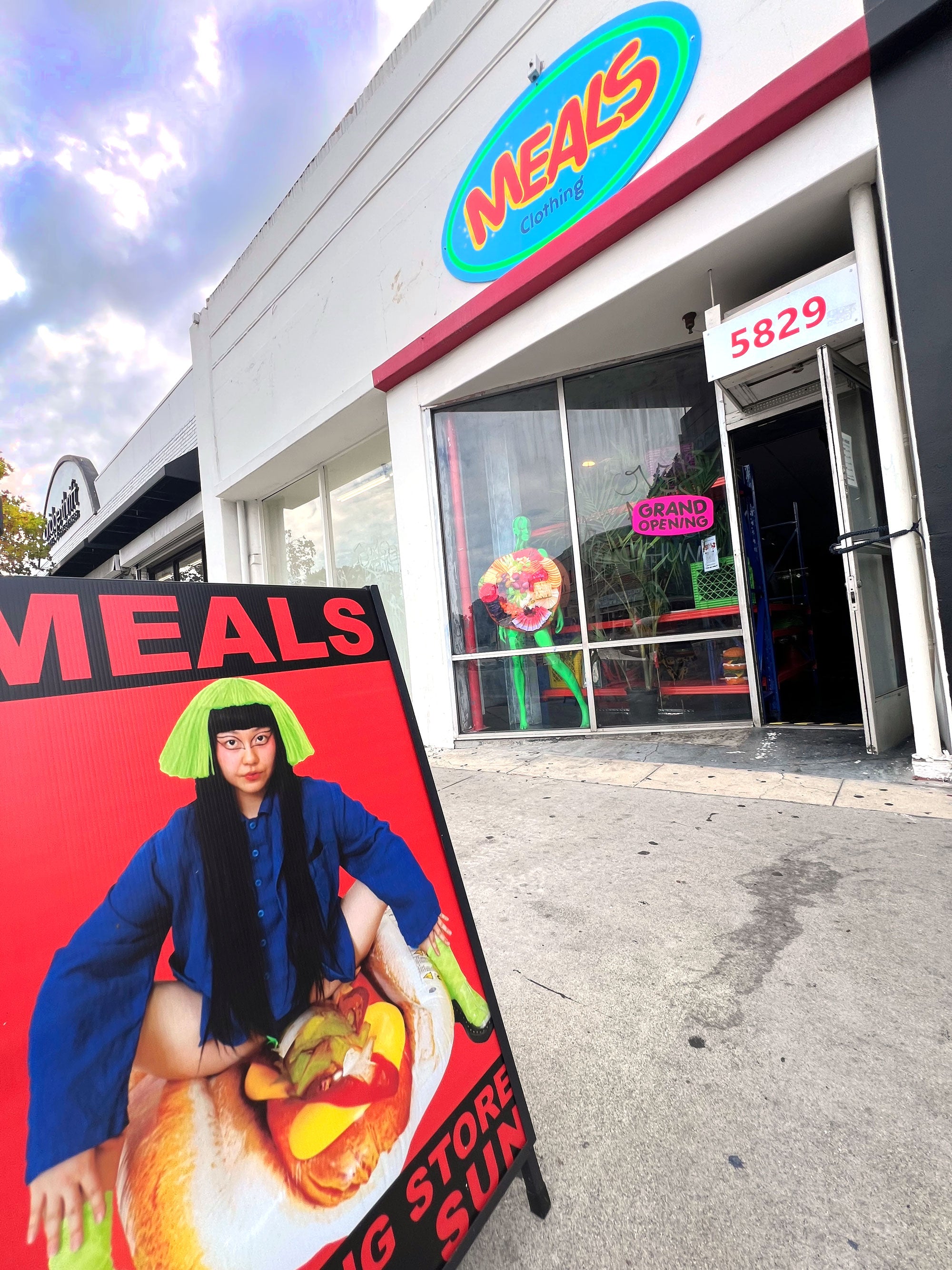 meals clothing カバーオール 食事 – meals